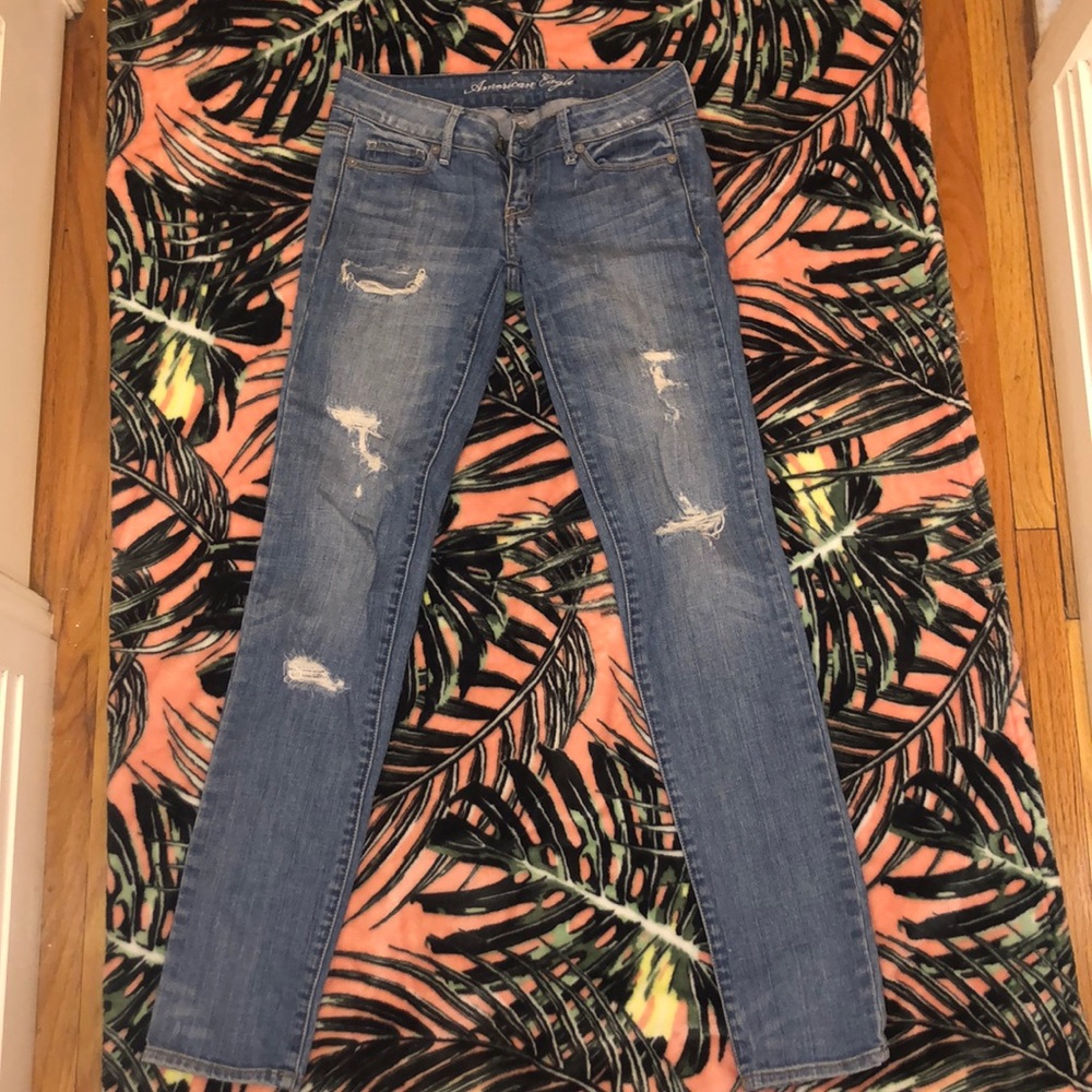 American Eagle 00 Skinny Ripped Jeans